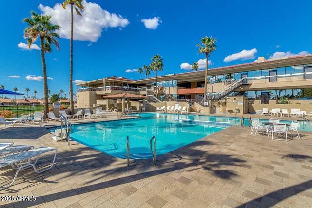 6310 S CYPRESS POINT Drive, Chandler, AZ 85249
