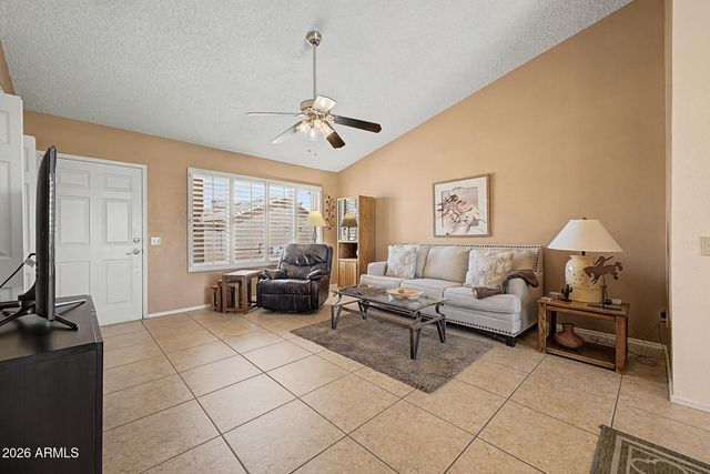 6310 S CYPRESS POINT Drive, Chandler, AZ 85249