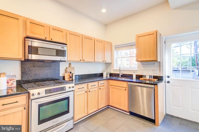 607 L ST NE, Washington, DC 20002