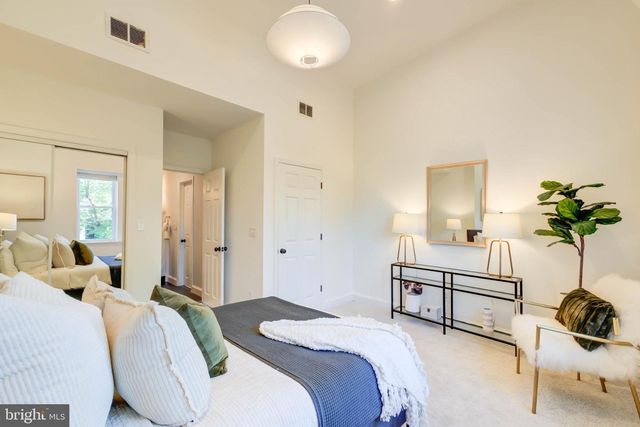 607 L ST NE, Washington, DC 20002
