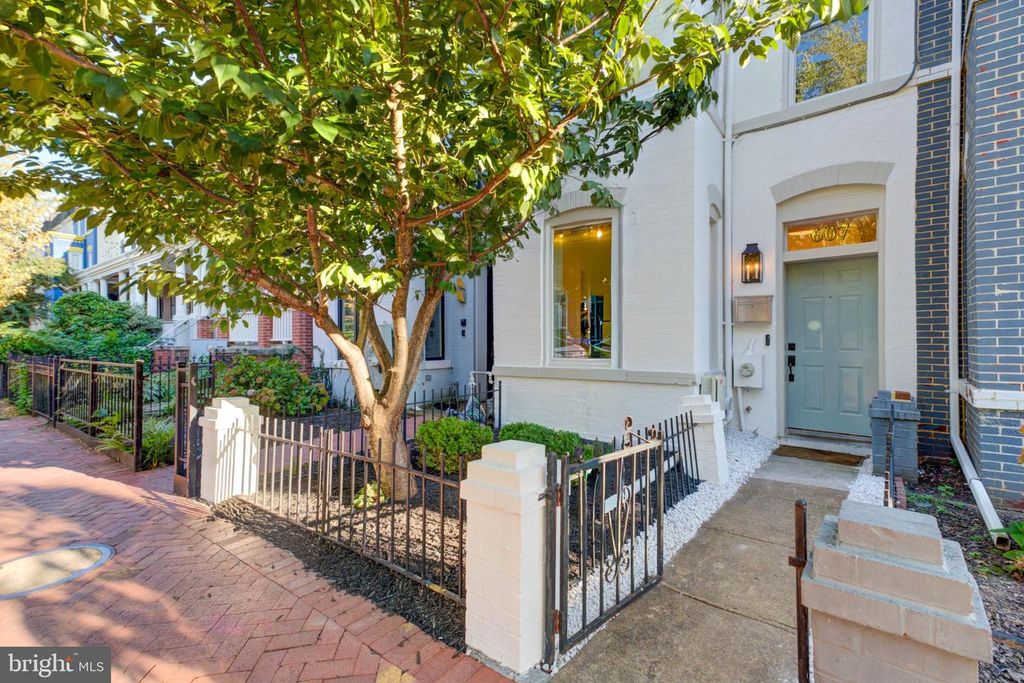 607 L ST NE, Washington, DC 20002