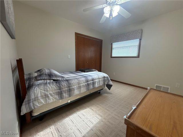 10548 Briar Hill Drive, Kirtland, OH 44094