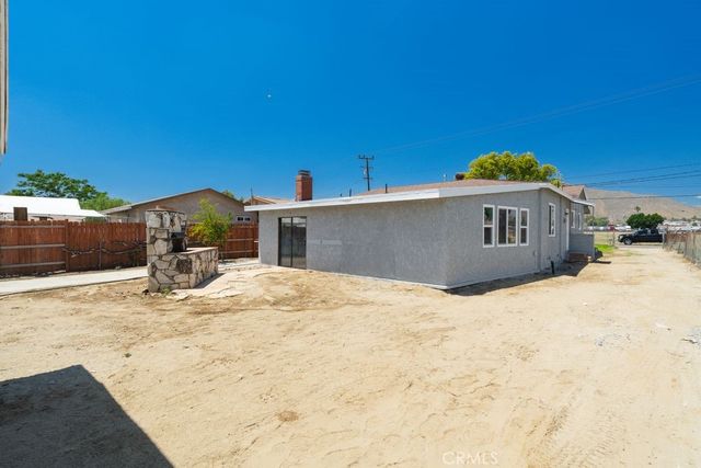 2542 Hall, Jurupa Valley, CA 92509