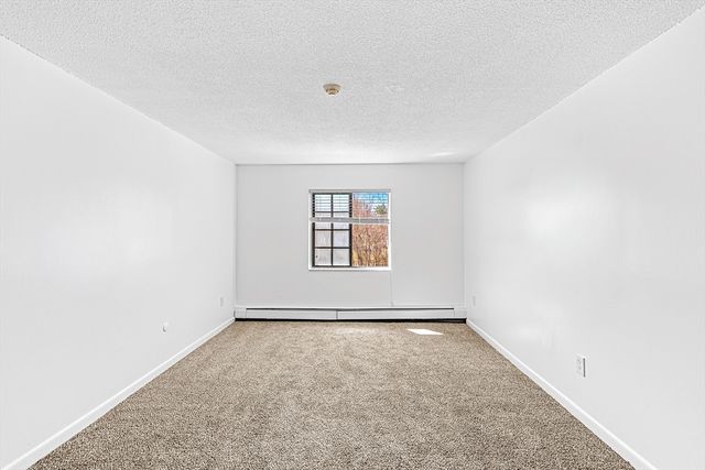 135 Grove Street 135, Rockland, MA 02370