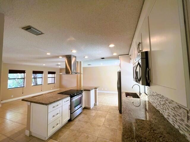 1455 Gallinule Drive, Delray Beach, FL 33444