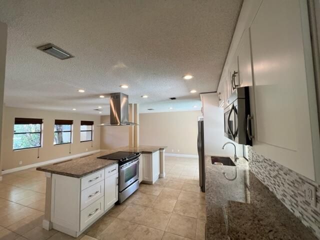 1455 Gallinule Drive, Delray Beach, FL 33444