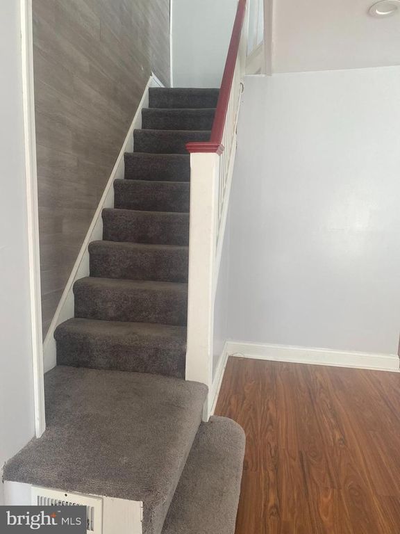 1018 REMINGTON ST, Chester, PA 19013