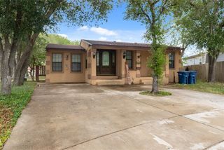 4714 Larcade Dr, Corpus Christi, TX 78415