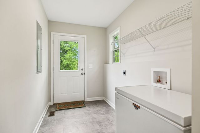 194 Hunter Ave, Carthage, TN 37030