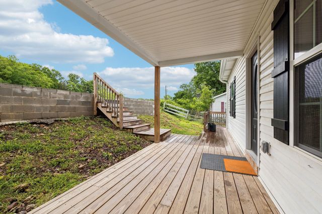 194 Hunter Ave, Carthage, TN 37030