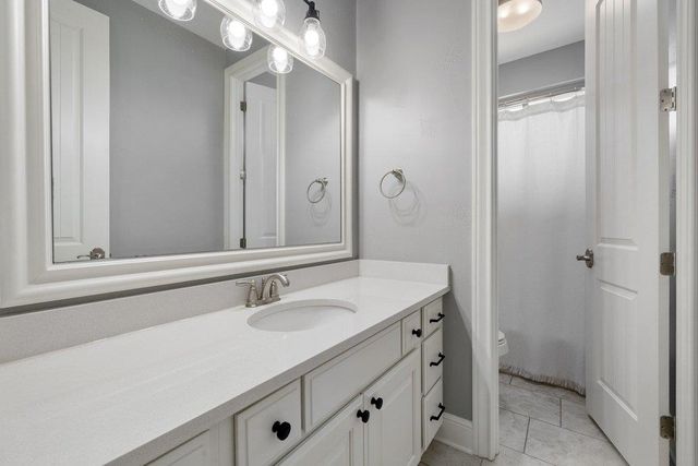320 Bisset CT, Lakeway, TX 78738