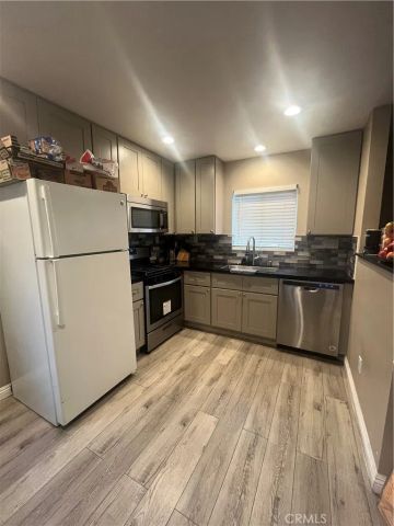 13200 Wentworth St, Arleta, CA 91331