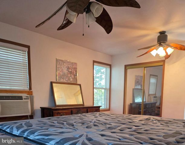 441 MANCHESTER AVE, Media, PA 19063