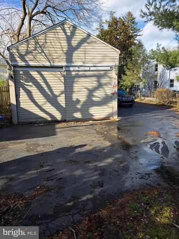 441 MANCHESTER AVE, Media, PA 19063