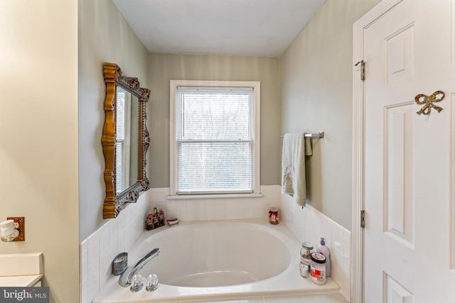 9603 GUNSTON HALL RD, Fredericksburg, VA 22408