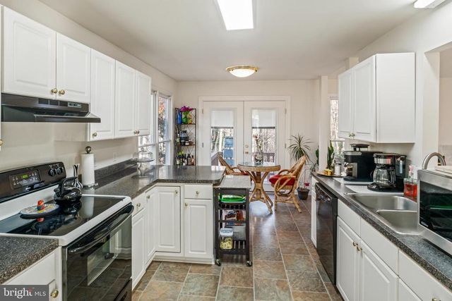 9603 GUNSTON HALL RD, Fredericksburg, VA 22408