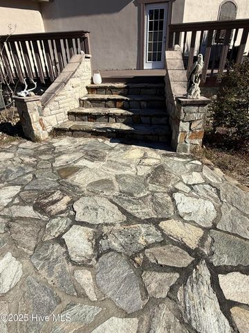 531 Eagle Road, Newport, NC 28570