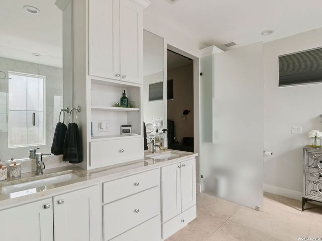 120 Golden Eagle Loop, Canyon Lake, TX 78133