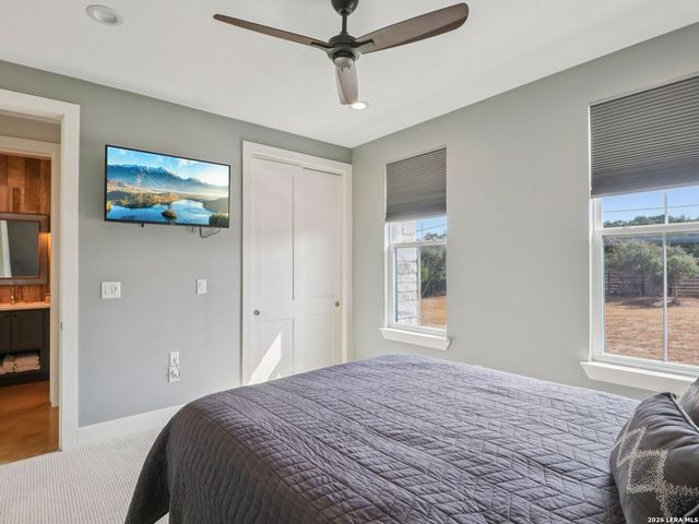 120 Golden Eagle Loop, Canyon Lake, TX 78133