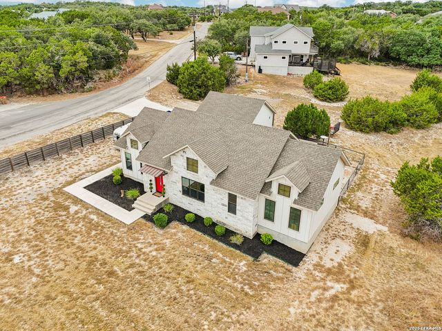120 Golden Eagle Loop, Canyon Lake, TX 78133