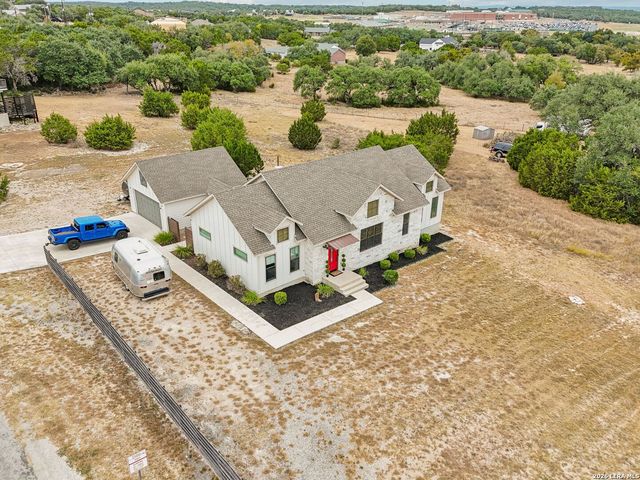 120 Golden Eagle Loop, Canyon Lake, TX 78133