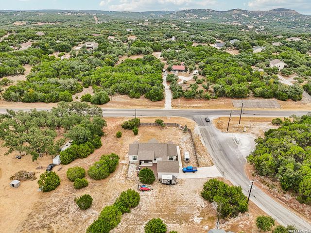 120 Golden Eagle Loop, Canyon Lake, TX 78133