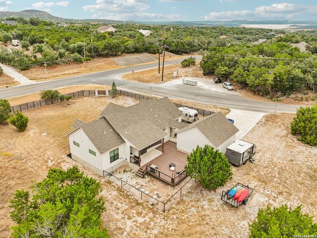120 Golden Eagle Loop, Canyon Lake, TX 78133