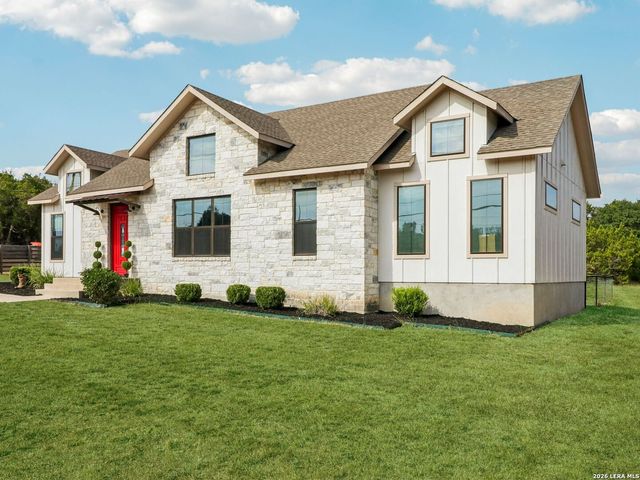 120 Golden Eagle Loop, Canyon Lake, TX 78133