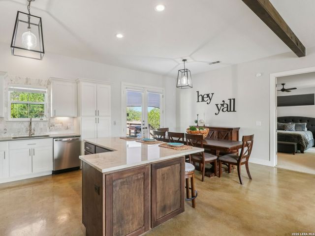 120 Golden Eagle Loop, Canyon Lake, TX 78133