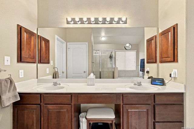 4626 Pinehurst Mesa, San Antonio, TX 78247