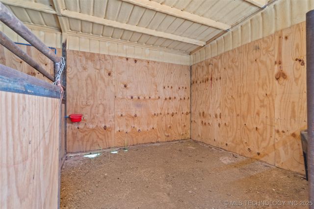 28695 Kennedy Road, Wilson, OK 73463