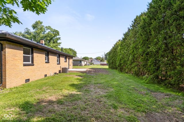 121 Buisdale Drive, Indianapolis, IN 46214