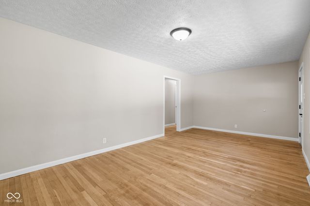 121 Buisdale Drive, Indianapolis, IN 46214