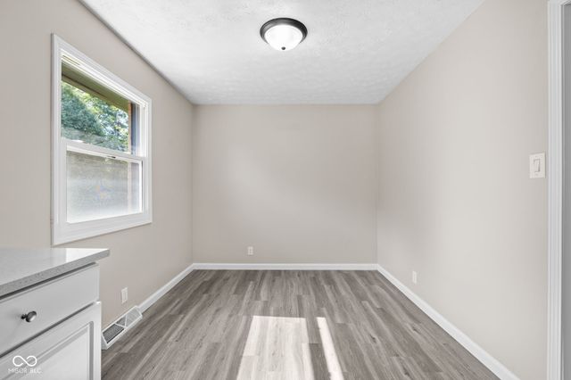 121 Buisdale Drive, Indianapolis, IN 46214