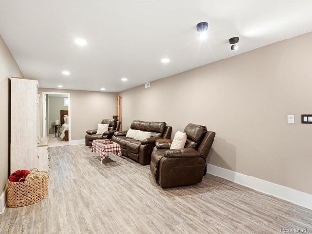 1700 S Irving St, Denver, CO 80219