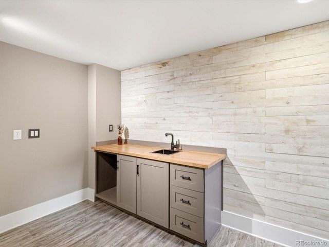 1700 S Irving St, Denver, CO 80219
