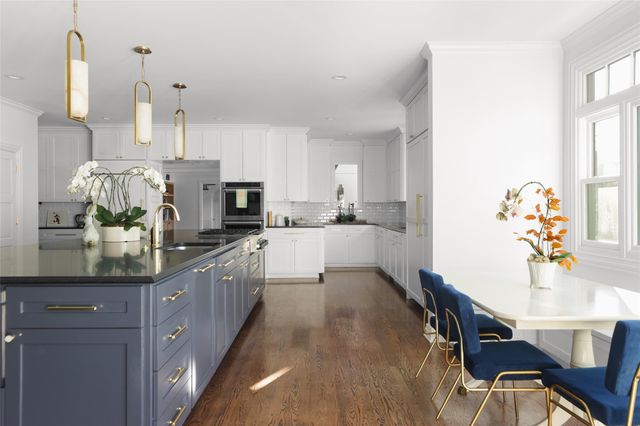 2604 Wooldridge DR, Austin, TX 78703