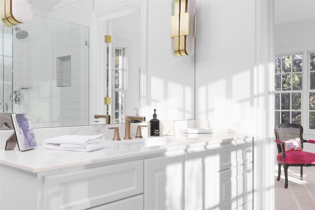 2604 Wooldridge DR, Austin, TX 78703