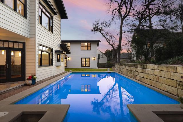 2604 Wooldridge DR, Austin, TX 78703