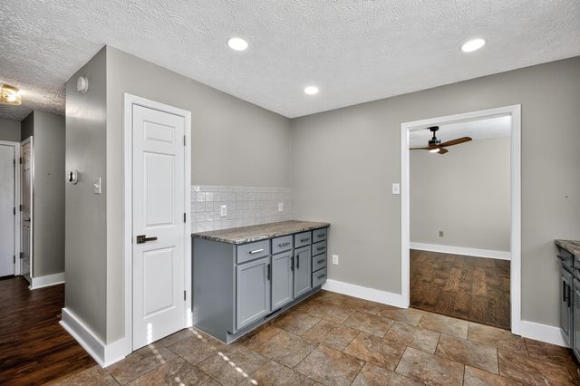 429 Marsailles Road, Versailles, KY 40383