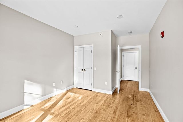 485 Blue Hills Parkway 16, Milton, MA 02186