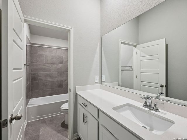 11357 Feather Vale, San Antonio, TX 78254