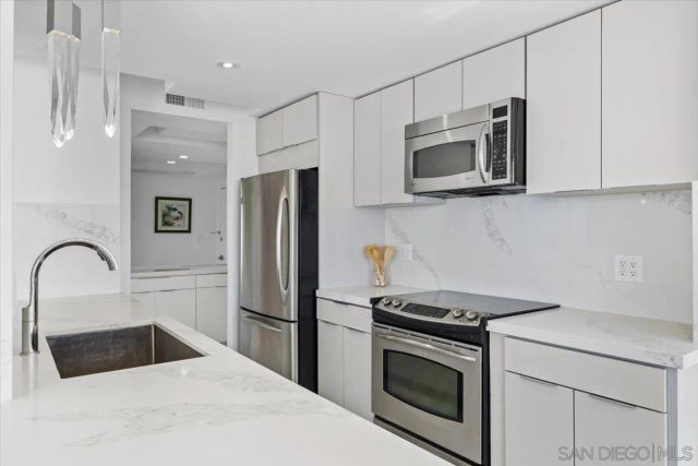 1830 Avenida Del Mundo 1210, Coronado, CA 92118