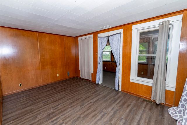 29179 County Road 10, Elkhart, IN 46514