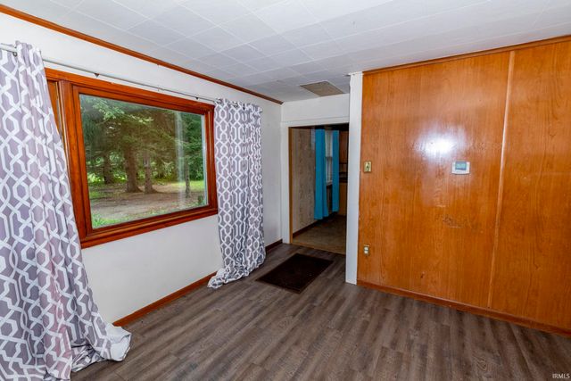 29179 County Road 10, Elkhart, IN 46514