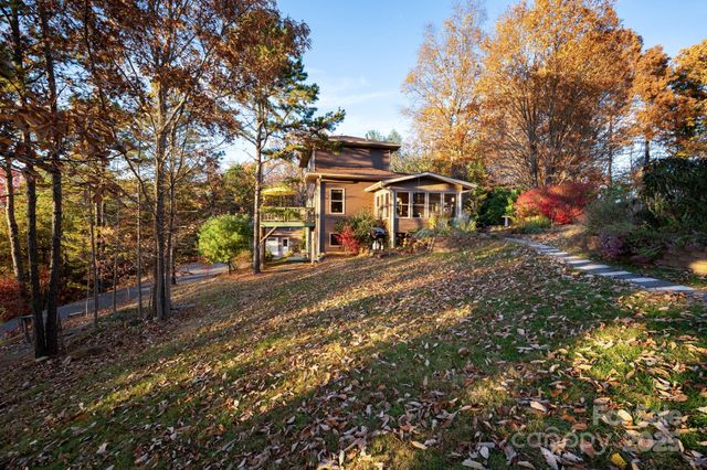 105 Avondale Heights Road, Asheville, NC 28803