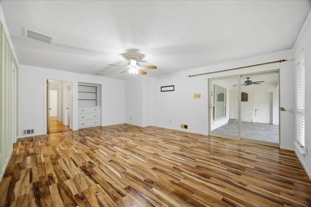 306 Rockbrook Drive, Rockwall, TX 75087