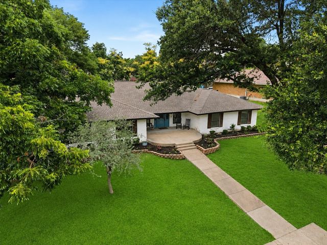 306 Rockbrook Drive, Rockwall, TX 75087