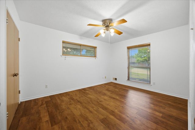 306 Rockbrook Drive, Rockwall, TX 75087