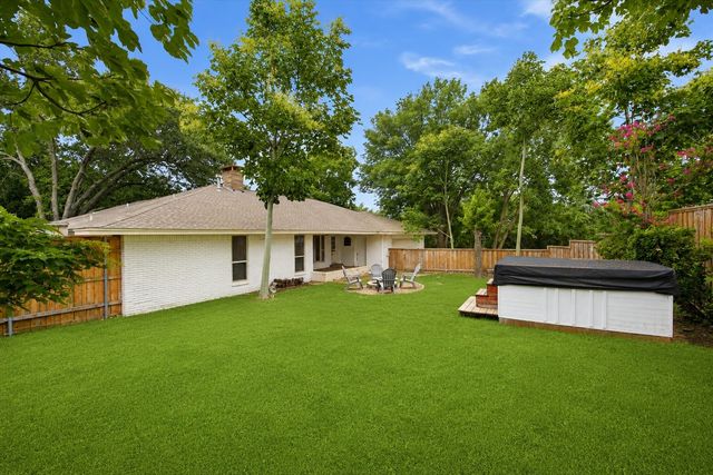 306 Rockbrook Drive, Rockwall, TX 75087